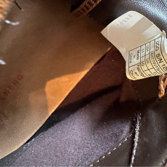 Men’s Ugg Freamon Chukka Treadlite Suede/Leather Ankle Boots - Picture 6 of 7